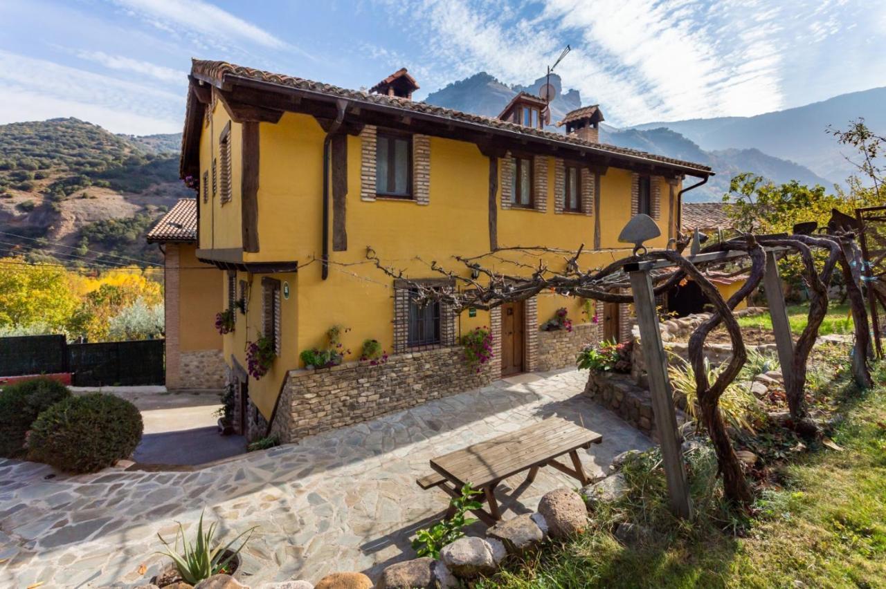 Hostal Casa Senderuela Panzares Exterior foto
