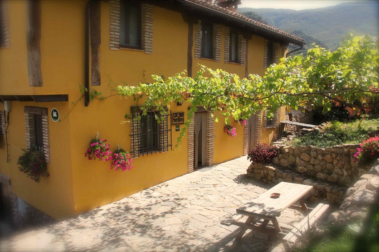 Hostal Casa Senderuela Panzares Exterior foto