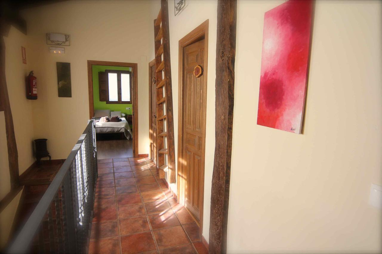 Hostal Casa Senderuela Panzares Exterior foto